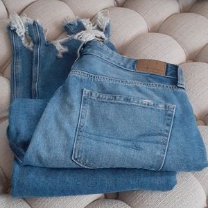 American Eagle Mom Jeans